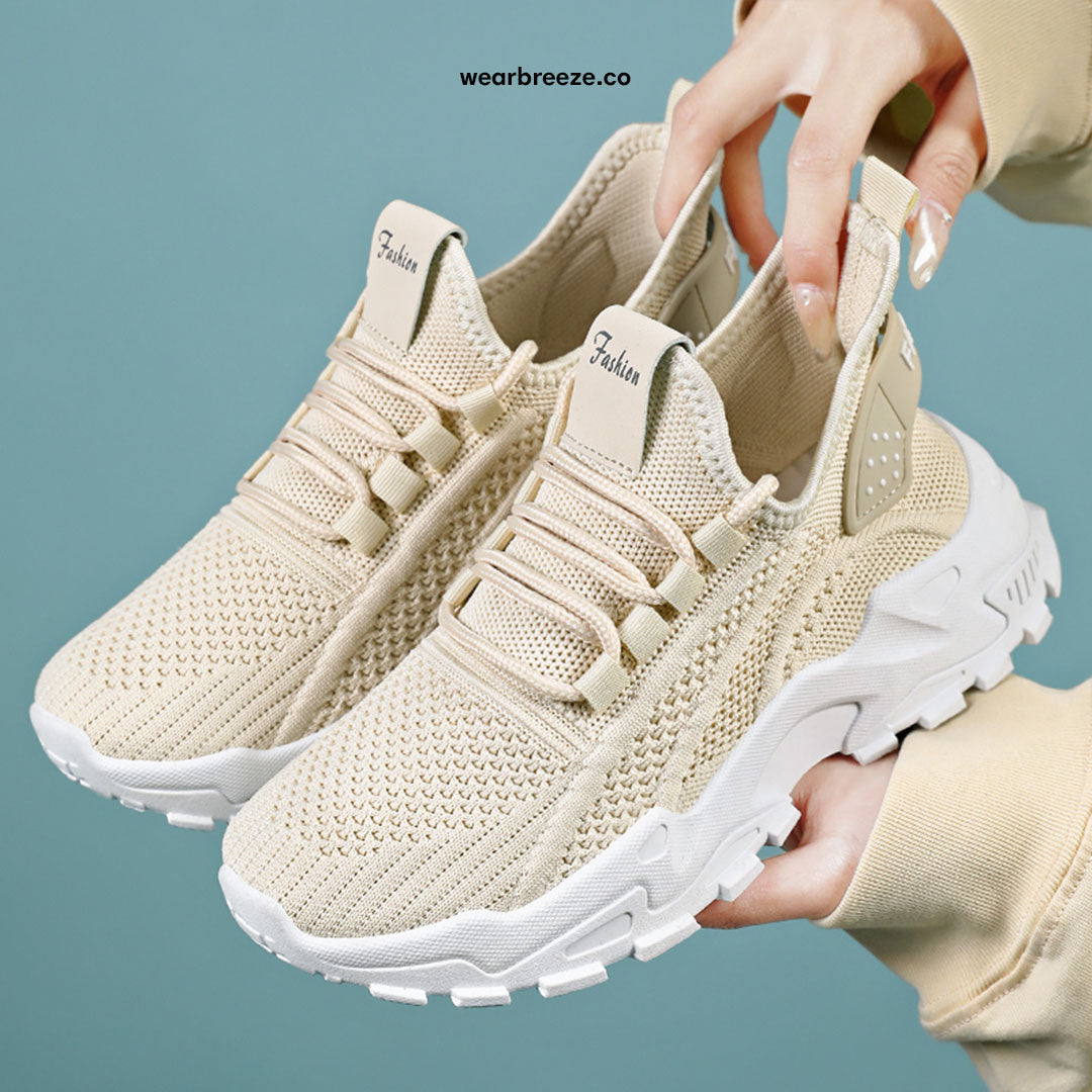 Cross - Women's Ultra Comfortable Shoes